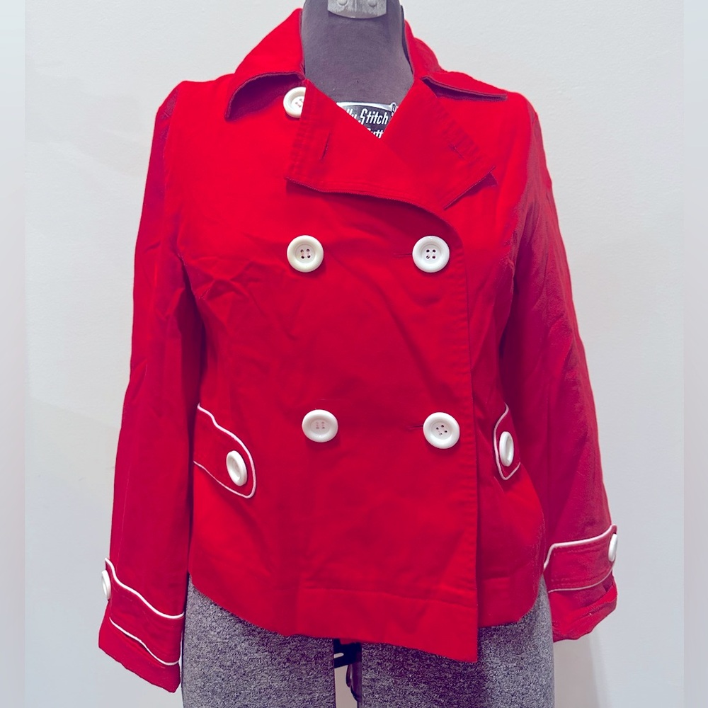 Red 70’s vtg vibes H&M jacket, sailor, white-lined big buttons (6)